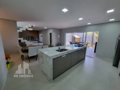 Casa com 3 Quartos à venda, 245m² no Jardim Maria Helena, Nova Odessa