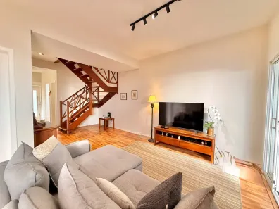 Sobrado com 4 Quartos à venda, 174m² no Jardim Maria Tereza, Cotia