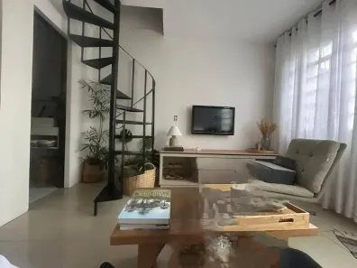 Sobrado com 2 Quartos à venda, 47m² no Restinga, Porto Alegre