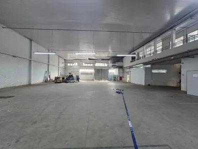 Galpão/Depósito/Armazém para alugar, 2000m² no Navegantes, Porto Alegre