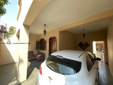 Casa com 3 Quartos à venda, 161m² no Bosque, Presidente Prudente