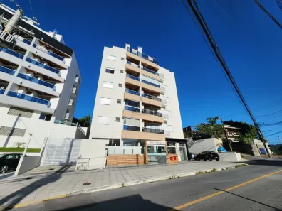 Apartamento com 2 Quartos para alugar, 89m² no Itacorubi, Florianópolis