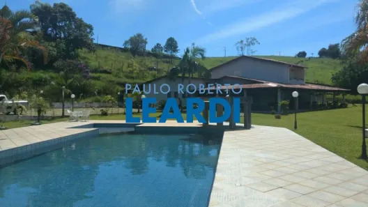 Fazenda/Sítio com 7 Quartos à venda, 600m² no Parque Agrinco, Guararema