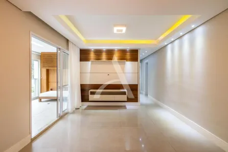 Apartamento com 2 Quartos para alugar, 81m² no Cambuí, Campinas
