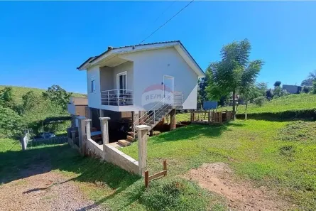 Casa com 2 Quartos à venda, 58m² no Valinhos, Passo Fundo