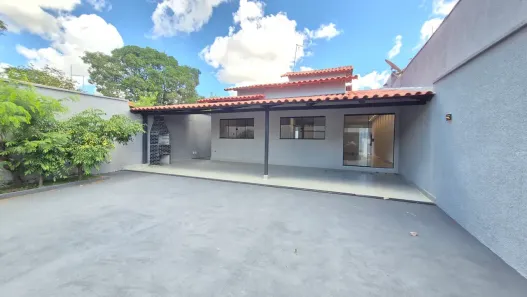 Casa com 3 Quartos à venda, 120m² no Jardim dos Buritis, Aparecida de Goiânia