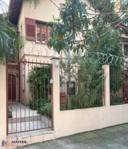 Casa com 7 Quartos à venda, 380m² no Petrópolis, Porto Alegre