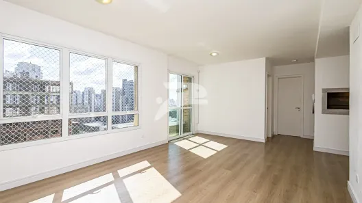 Apartamento com 2 Quartos para alugar, 71m² no Água Verde, Curitiba