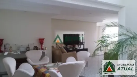Casa com 3 Quartos à venda, 440m² no Iguaçu, Londrina