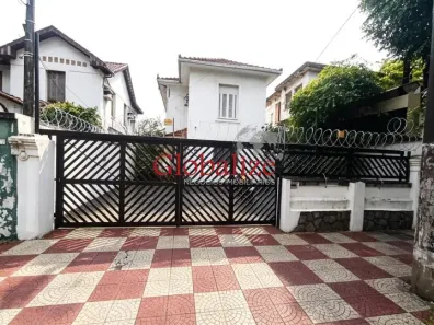 Sobrado com 5 Quartos à venda, 300m² no Encruzilhada, Santos
