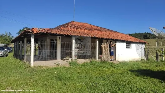 Fazenda/Sítio com 3 Quartos à venda, 36000m² no Centro, Porangaba
