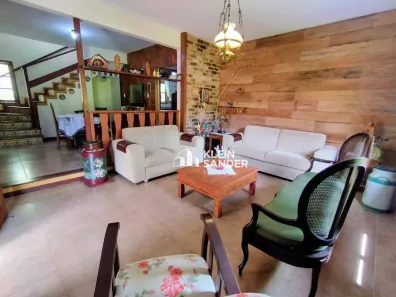 Casa com 4 Quartos à venda, 250m² no Cônego, Nova Friburgo