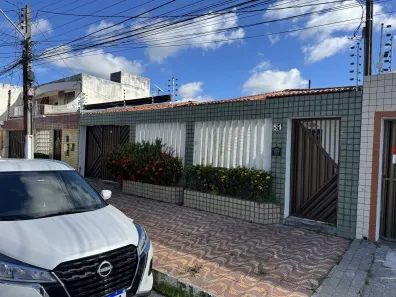Casa com 3 Quartos à venda, 315m² no Jabotiana, Aracaju