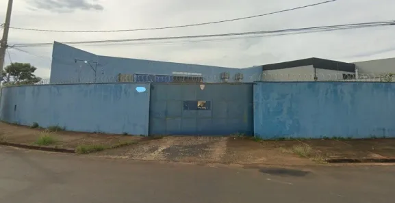Galpão/Depósito/Armazém à venda, 746m² no Alto Umuarama, Uberlândia