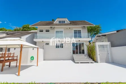 Casa com 4 Quartos à venda, 227m² no Guabirotuba, Curitiba