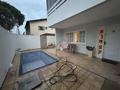 Casa com 3 Quartos à venda, 197m² no São Marcos, Macaé