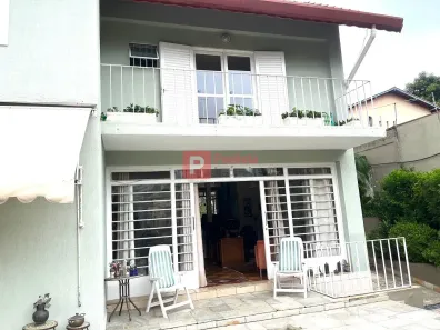 Casa com 7 Quartos para venda ou aluguel, 464m² no Campo Belo, São Paulo