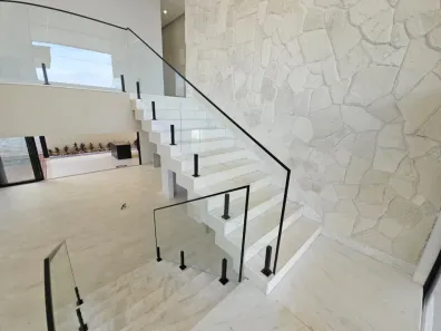 Sobrado com 4 Quartos à venda, 405m² no Jardins França, Goiânia