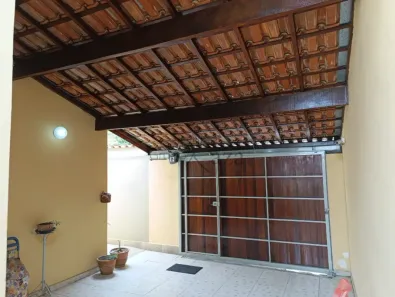 Casa com 4 Quartos à venda, 131m² no Jardim Santa Maria, Jacareí