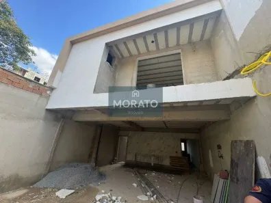 Casa com 3 Quartos à venda, 350m² no Cabral, Contagem