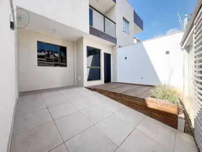 Casa com 3 Quartos à venda, 120m² no Santa Amélia, Belo Horizonte