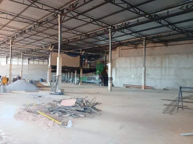 Galpão/Depósito/Armazém para alugar, 2700m² no Chácaras Cotia, Contagem