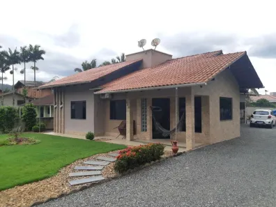 com 3 Quartos à venda, 691m² no DIVINÉIA, Rio dos Cedros