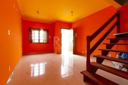 Casa com 2 Quartos à venda, 100m² no Guarujá, Porto Alegre