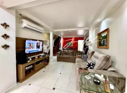 Sobrado com 4 Quartos à venda, 145m² no Gonzaga, Santos
