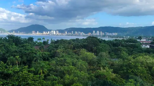 Apartamento com 3 Quartos à venda, 158m² no Mar e Céu, Guarujá