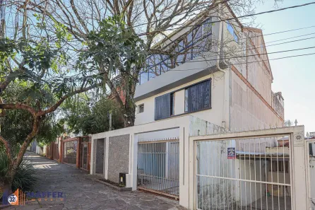 Casa com 3 Quartos à venda, 250m² no Petrópolis, Porto Alegre