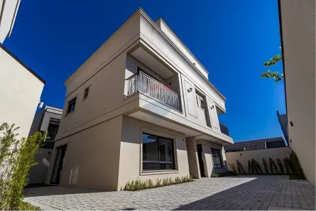 Sobrado com 3 Quartos à venda, 138m² no Jardim das Américas, Curitiba