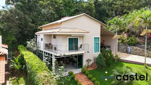 Fazenda/Sítio com 4 Quartos à venda, 400m² no , Hidrolândia