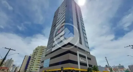Consultório à venda, 27m² no Campinas, São José