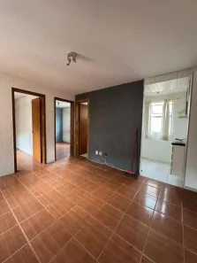 Apartamento com 2 Quartos para alugar, 50m² no Mário Quintana, Porto Alegre