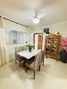 Casa com 3 Quartos à venda, 190m² no Iporã, Araçatuba