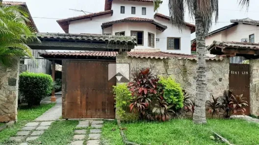 Casa com 5 Quartos à venda, 430m² no Camboinhas, Niterói