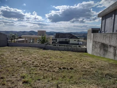 Lote/Terreno à venda, 450m² no Condomínio Residencial Jaguary, São José dos Campos