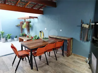 Sobrado com 3 Quartos à venda, 180m² no Jardim Paraíso, São Paulo