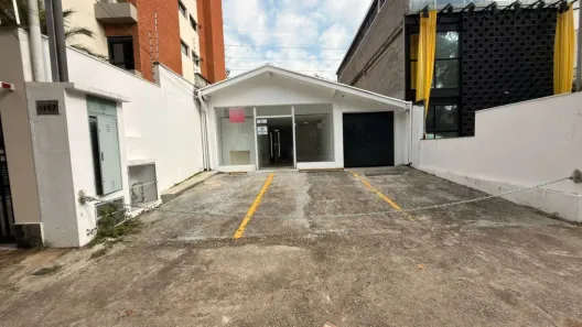 Ponto Comercial para alugar, 327m² no Bela Aliança, São Paulo