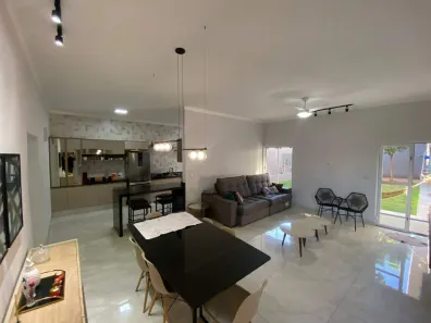 Casa com 3 Quartos à venda, 276m² no Centro, Sertãozinho