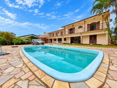 Casa com 7 Quartos à venda, 400m² no Cohapar, Guaratuba