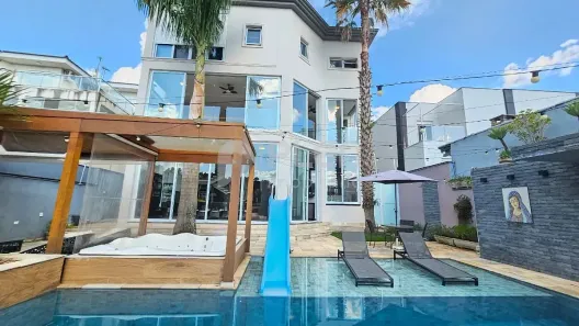 Casa de Condomínio com 5 Quartos à venda, 730m² no Alphaville, Santana de Parnaíba