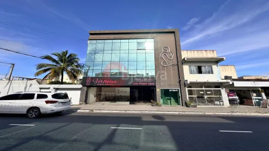Ponto Comercial com 12 Quartos para alugar, 150m² no Centro, Cabo Frio
