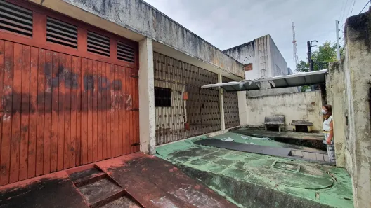 Imóvel Comercial com 3 Quartos à venda, 418m² no Joaquim Távora, Fortaleza