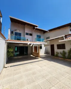 Casa com 3 Quartos à venda, 370m² no Aleixo, Manaus