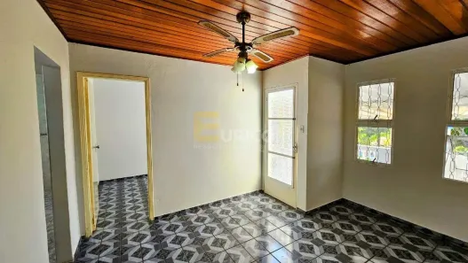 Casa com 4 Quartos à venda, 200m² no Vila Boa Esperança, Valinhos