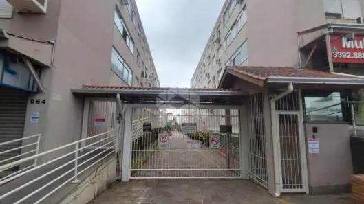 Apartamento com 2 Quartos para alugar, 70m² no Vila Ipiranga, Porto Alegre