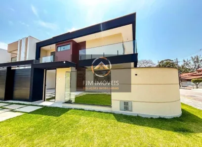 Casa com 3 Quartos à venda, 242m² no Camboinhas, Niterói