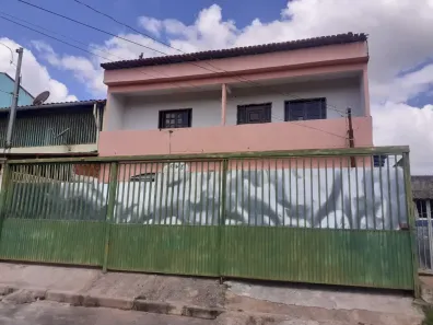 Casa com 4 Quartos à venda, 220m² no Recanto das Emas, Brasília